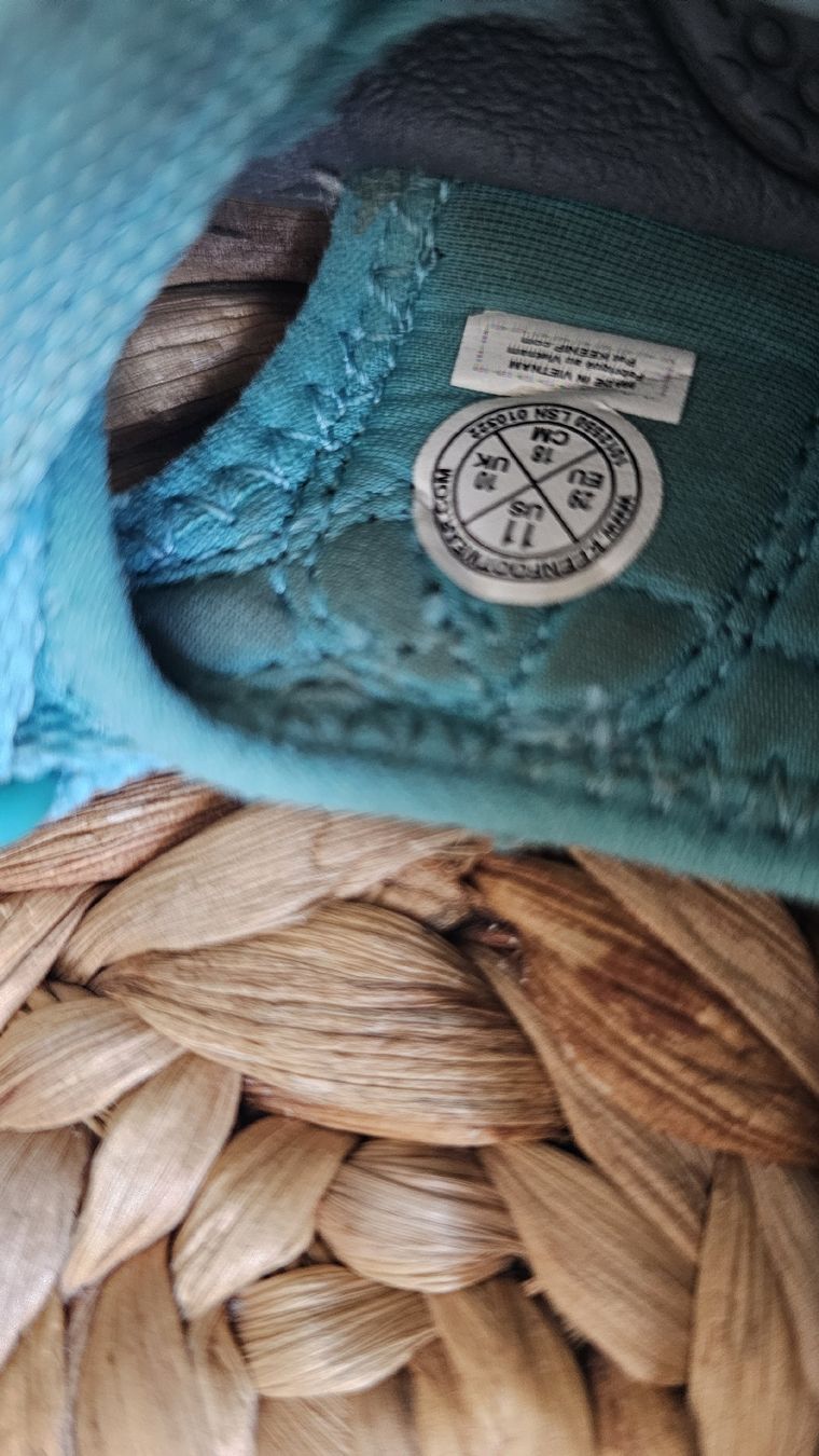 Scarpe per ragazzi: Kinder Sandalen Keen Grösse  – Usato da Tann venduto da dan_dzf8 4