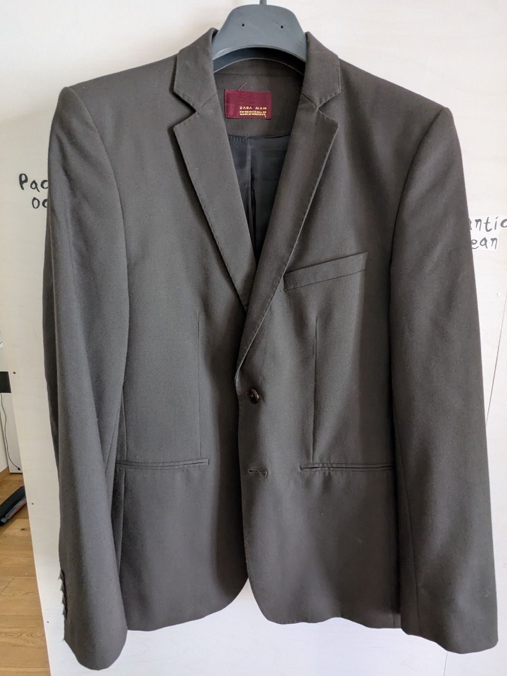 Vestes: Lot de 3 vestons – D'occasion à Orbe par smmg 1