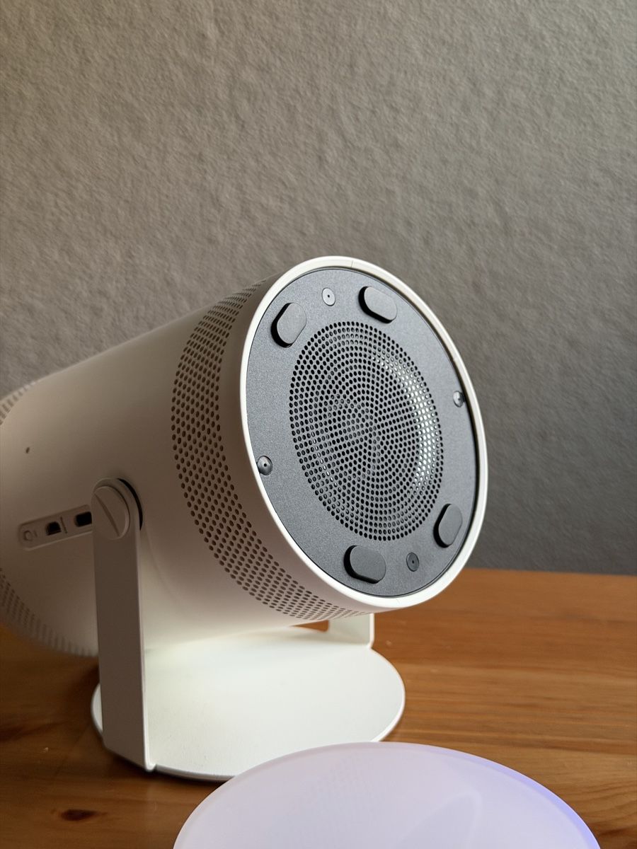 Samsung Vidéoprojecteurs: Samsung Freestyle 2 Smart Projector – Neuf (Voir description) à Zürich par idbronskiy 2