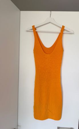 Kleid orange kurz