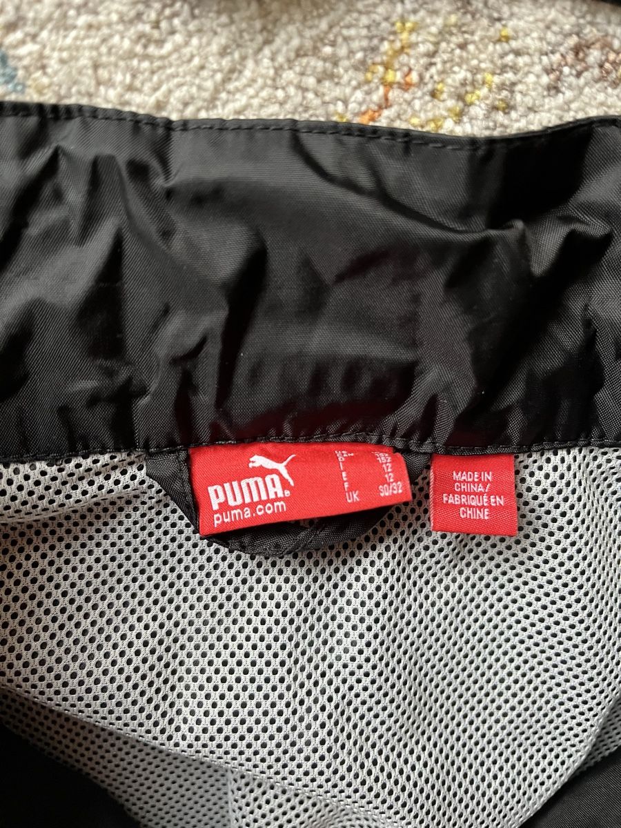 Puma Jacken & Mäntel: Veste Puma noire à capuche taille 152 – Neu (gemäss Beschreibung) aus Morges von sve_fp8t 3