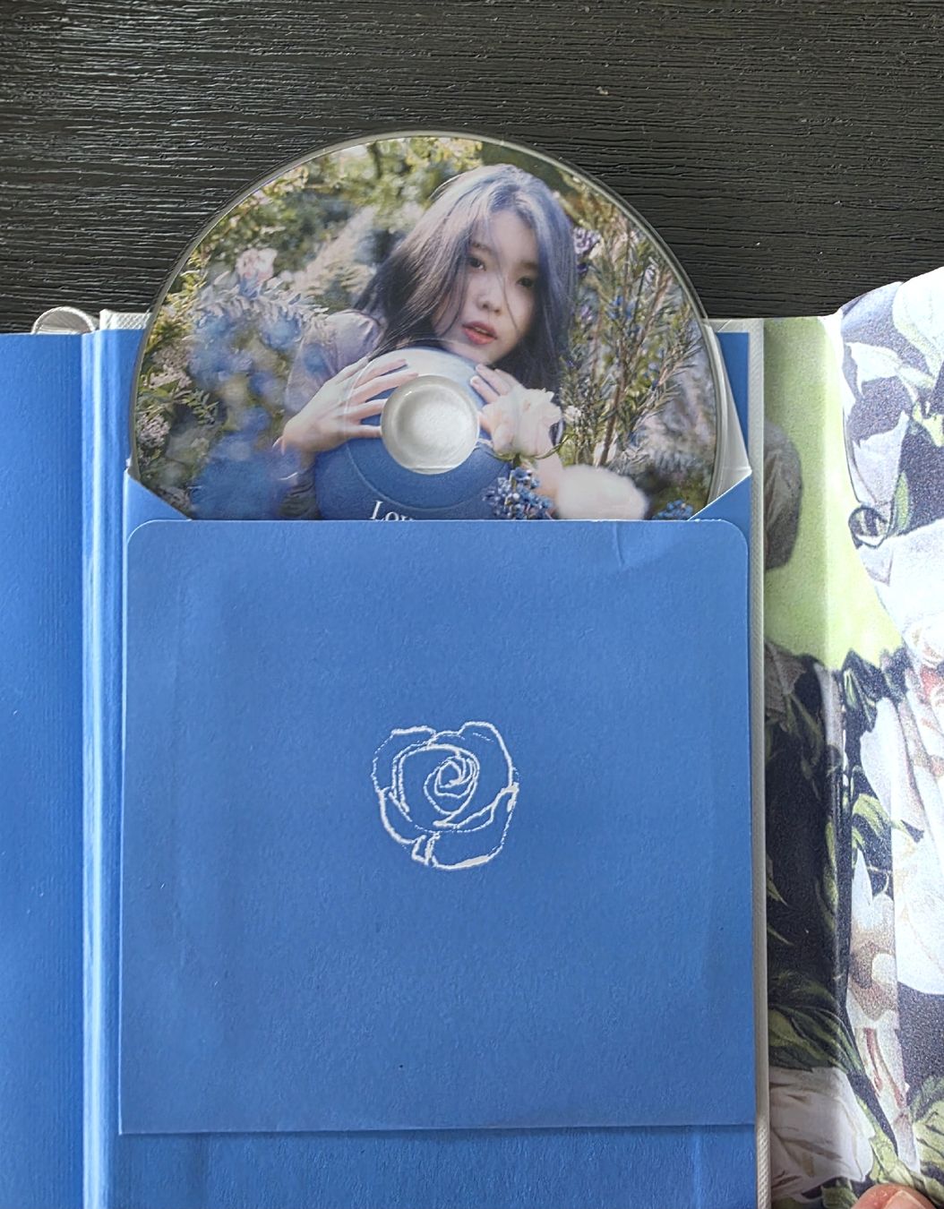 CD: LOVE POEM - IU album kpop – Nuovo (secondo la descrizione) da Longirod venduto da dan_7w9y 2