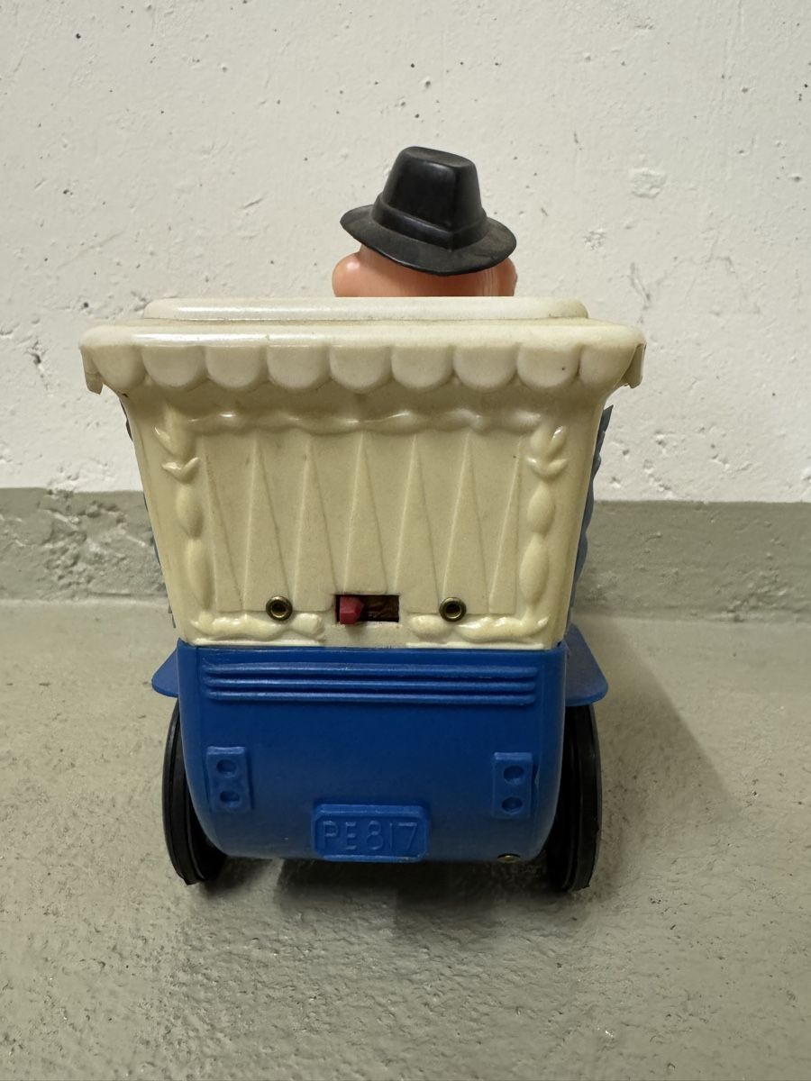 Giocattoli: Nostalgie Spielzeugauto mit Opa Figur – Usato da Altdorf UR venduto da pasgi1982 3