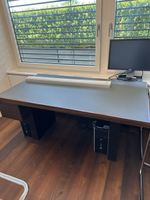 Schreibtisch mit Schubladen 