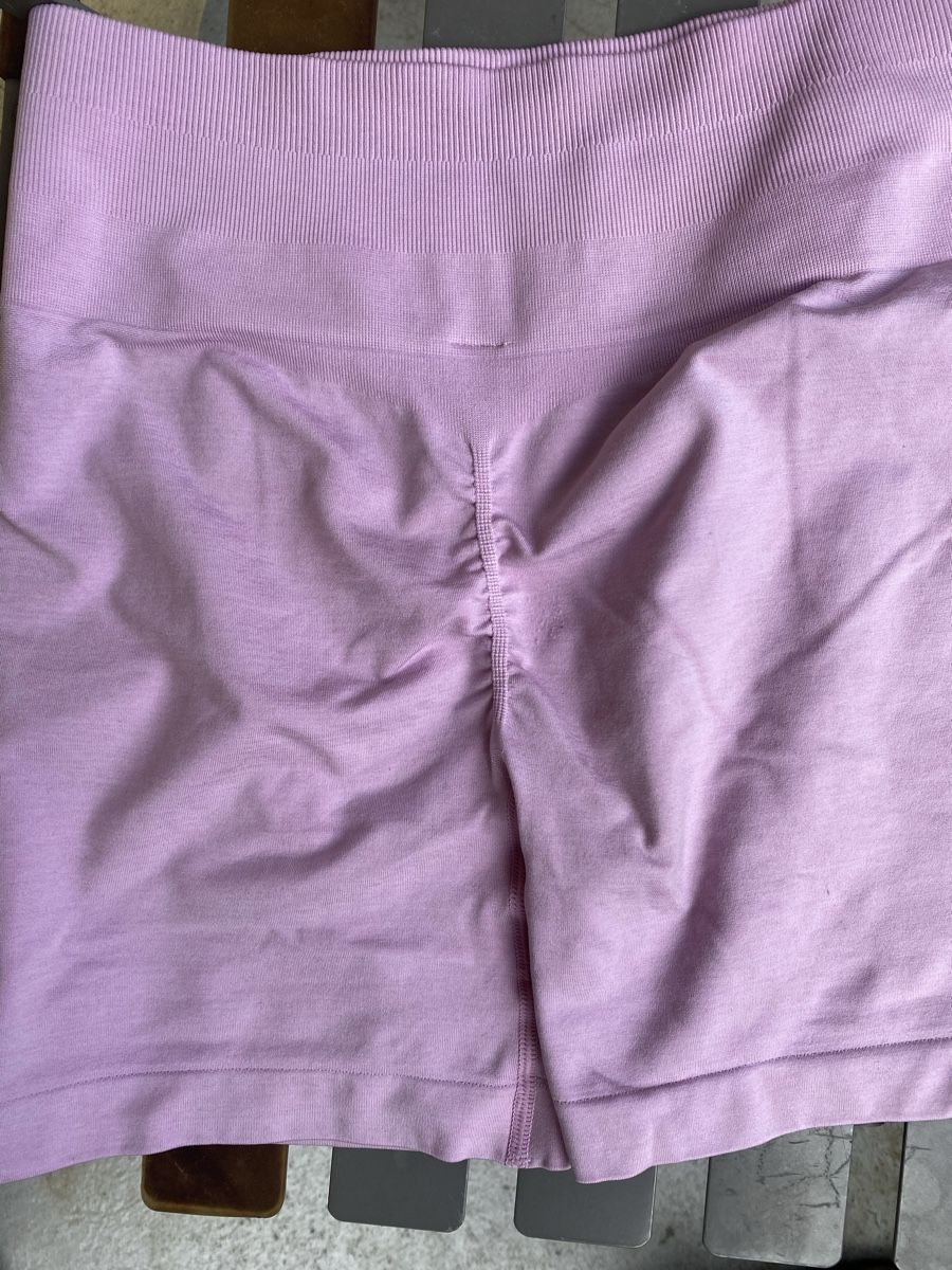 Leggings: Lilac Gym Shorts S – D'occasion à Zürich par casiana 1