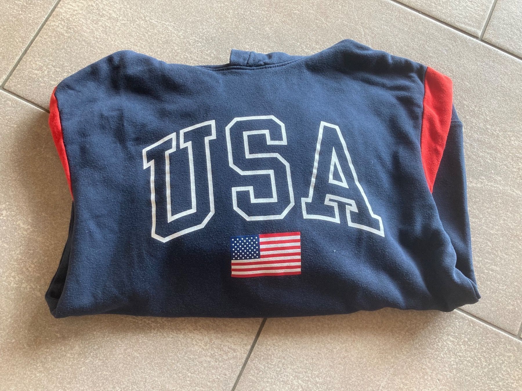 H&M Maglioni & Felpe: Sweat-Pullover H&M,Gr. 158/164 – Usato da Mosnang venduto da Kusli09 2