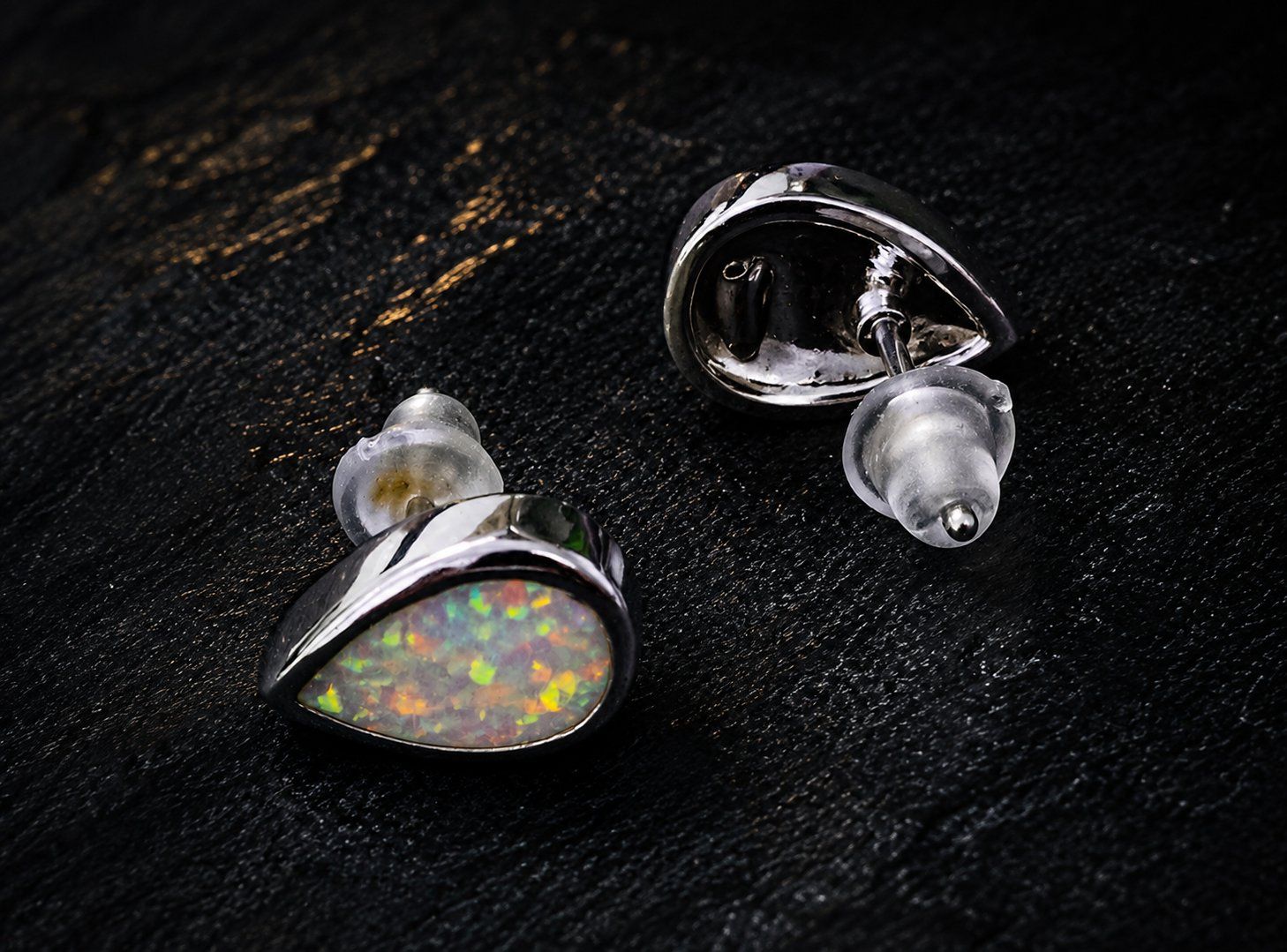 Boucles d'oreille: Ohrstecker mit Kristallopal – Neuf avec emballage d'origine à Matten b. Interlaken par kero71 1