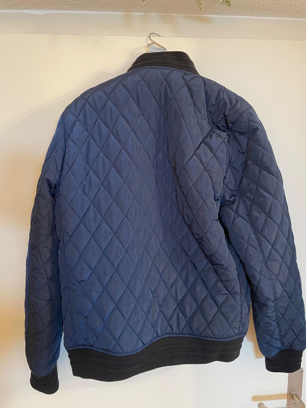 Esprit Giacche: ESPRIT Herrenjacke, blau, GR. m – Usato da Hittnau venduto da kleen 2
