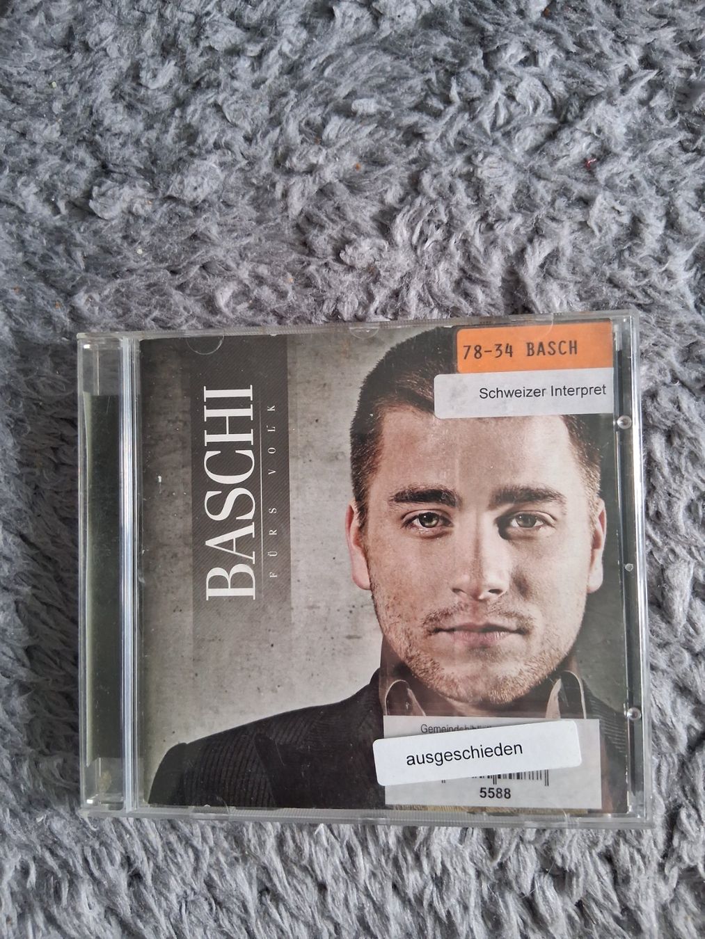CD: BASCHI     FÜRS VOLK     CD – Usato da Wetzikon ZH venduto da Ramones01