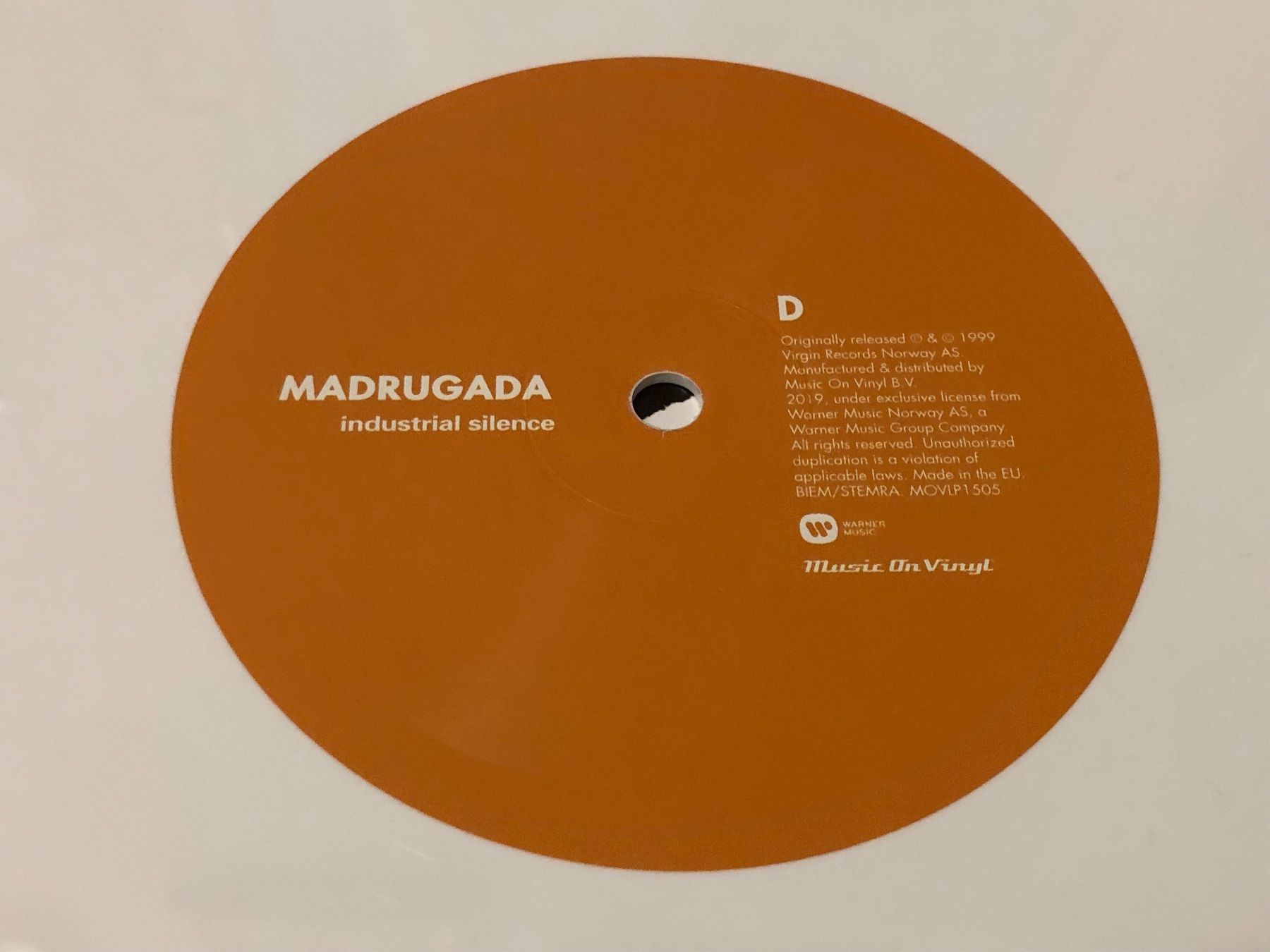 Dischi in vinile: MADRUGADA - INDUSTRIAL SILENCE LP EU 2019 LTD EDITION – Usato da Zofingen venduto da kartengeheimniss 7