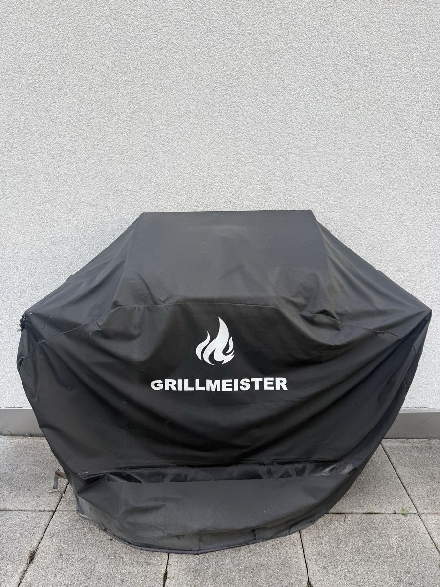 Griglie: Gasgrill mit Abdeckung, Grillmeister – Usato da Effretikon venduto da Dario_111B 1