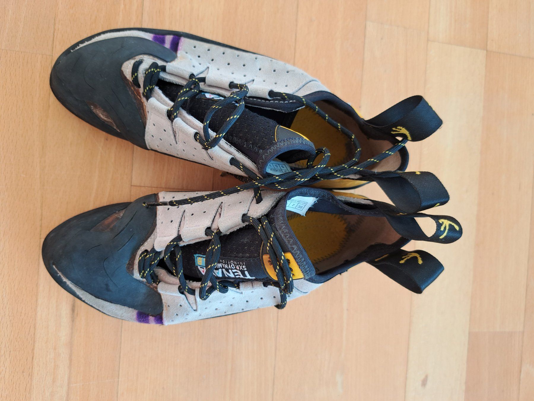 Scarpe da uomo: Tenaya Tarifa Gr 38 – Usato da Steffisburg venduto da mona055