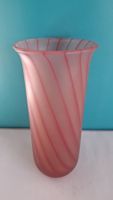 Schöne Vintage Glasvase, rosa mit Streifen, 70er