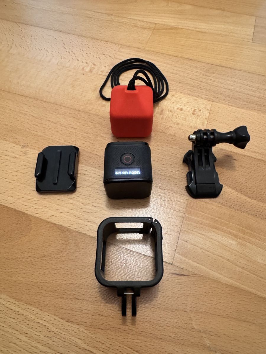 Gopro Action Cam: GoPro Hero 4 Session inkl. Zubehör – Usato da Kloten venduto da Teo3ko 1