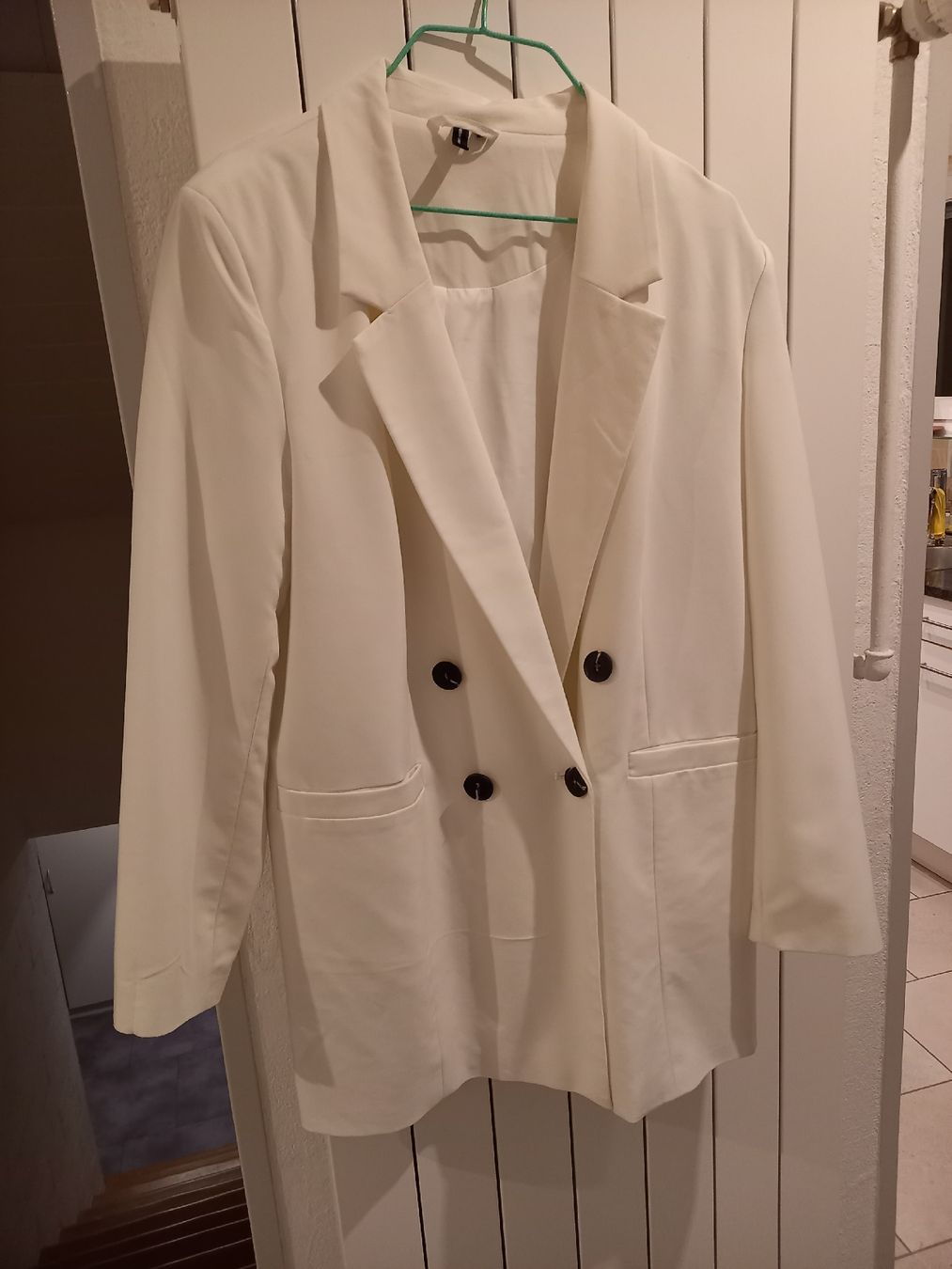 Completi & Tailleur: Oversize Blazer – Usato da Safnern venduto da EmmaMalea 1