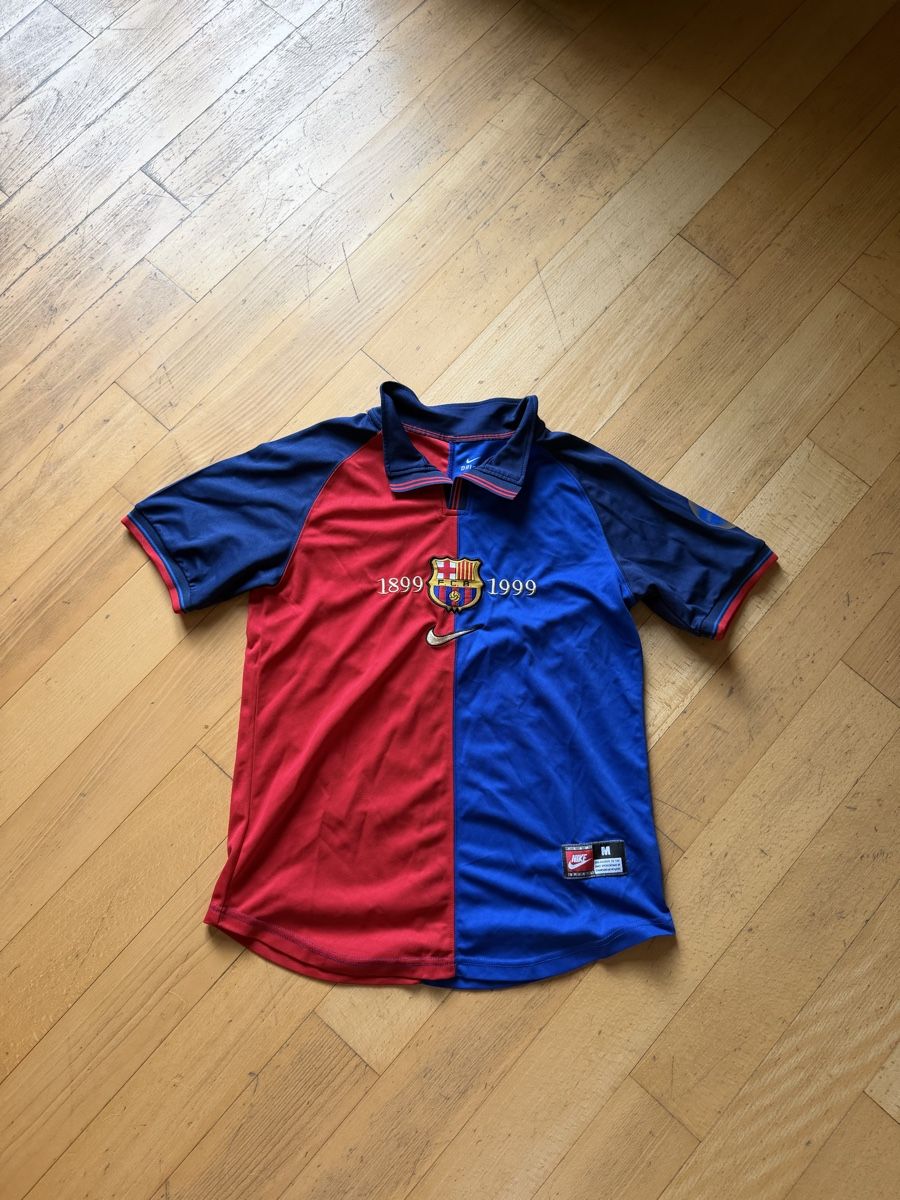 FC Barcelona Canottiere & Pantaloni: Retro Barcelona Shirt – Usato da Zollikerberg venduto da fin_5lzz