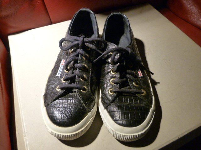 Superga Scarpe da donna: Sneaker Superga, Gr. 38, schwarz – Usato da Nunningen venduto da Fashion-Ave51 3