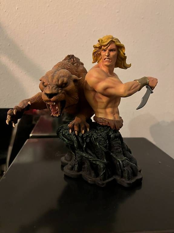 Statuette: "Kazar" Mini-Bust von Bowen Design – Usato da Zürich venduto da samg00dy