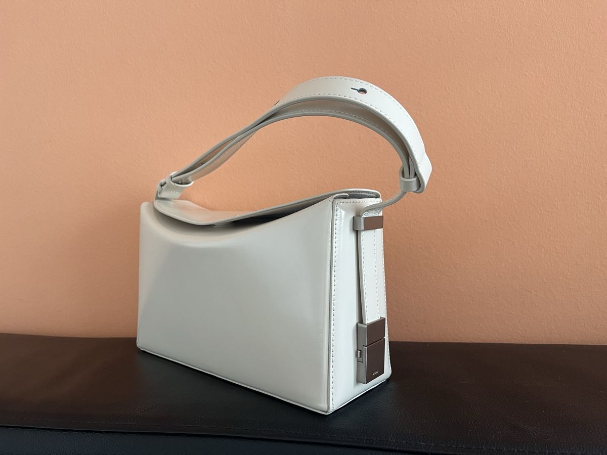 Borse da donna: Osoi box bag. Almost perfect state. No flaws. – Nuovo (secondo la descrizione) da Zürich venduto da ler_p76p 1