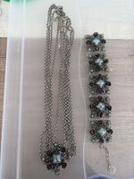 Armband und Kette mit Steinen
