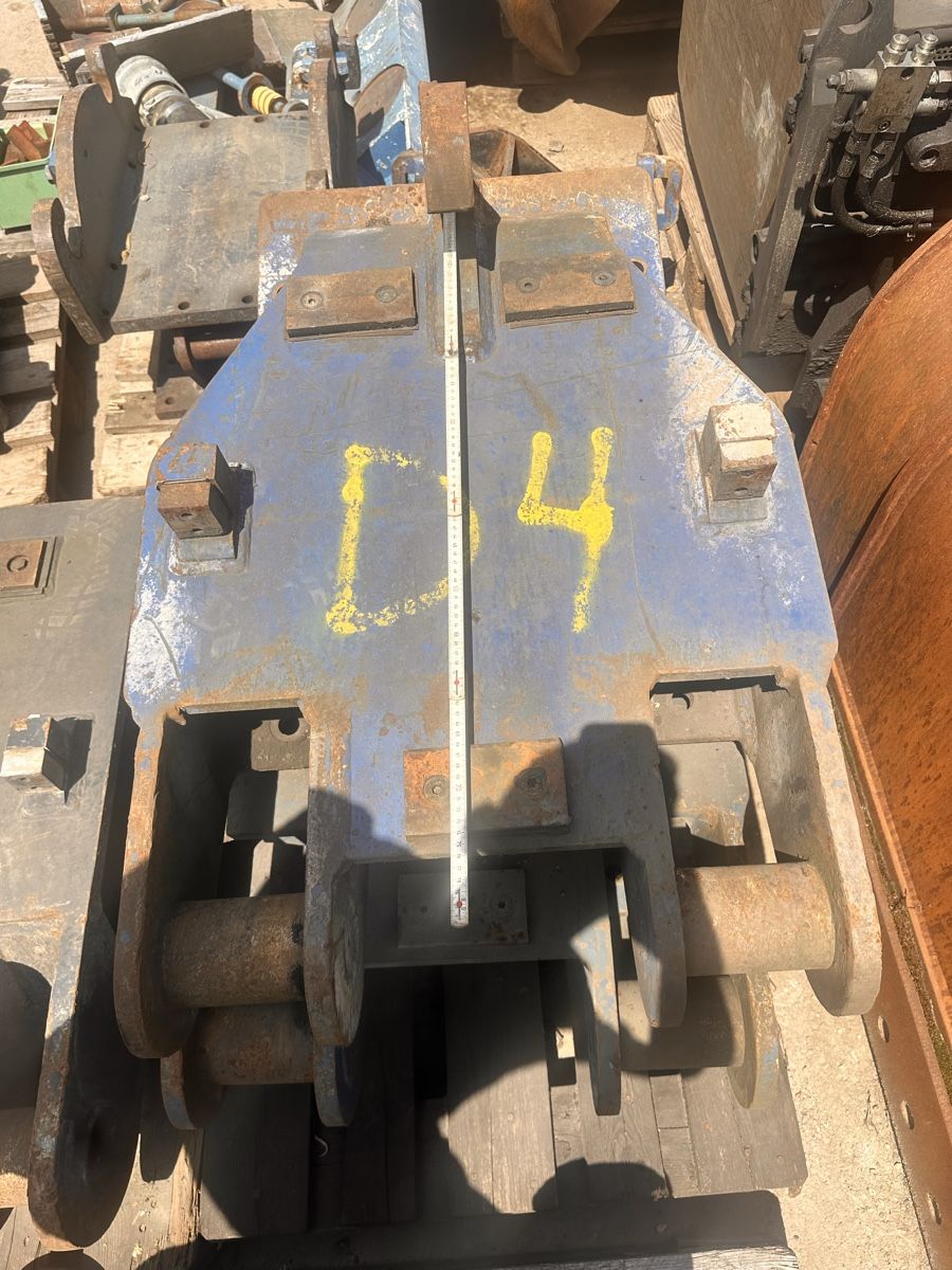 Escavatori: Bagger schnellwechsler , anbauplatte  – Usato da lyssach venduto da brax2019 3