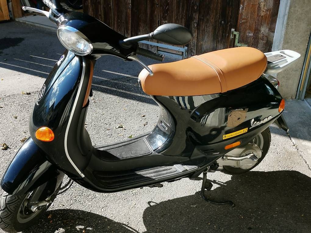 Scooters: Vespa ET4 50 – Défectueux à Paspels par rtach450