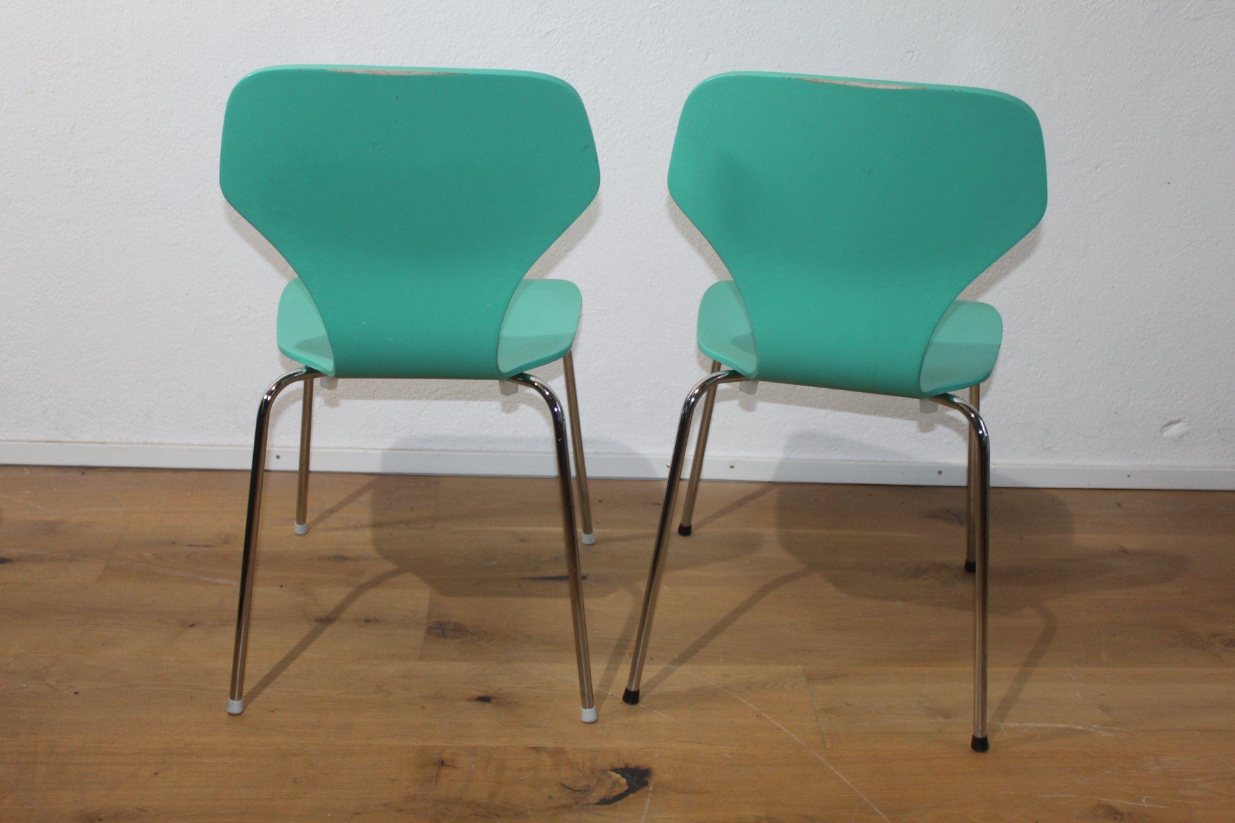 Phoenix Stühle: 2 Phoenix Stühle, Fritz Hansen – Gebraucht aus Glarus von Toni-Glarus 1
