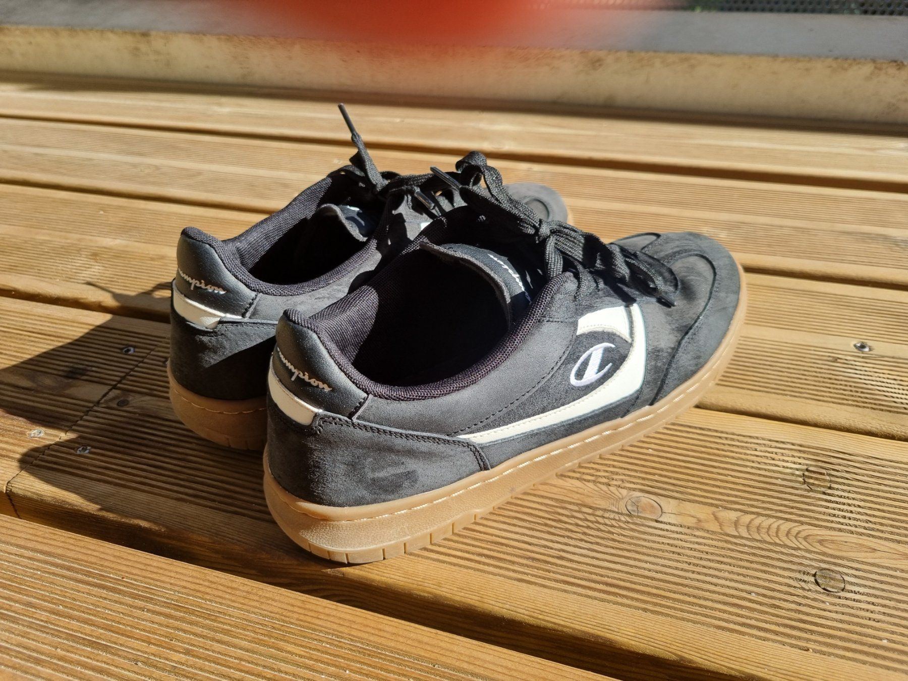 Champion Scarpe da uomo: Champion Sneaker low - black - 42 – Nuovo (secondo la descrizione) da Châtelaine venduto da watints 1