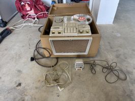 Revere MAGNETIC TAPE RECORDER  MODEL T-70253