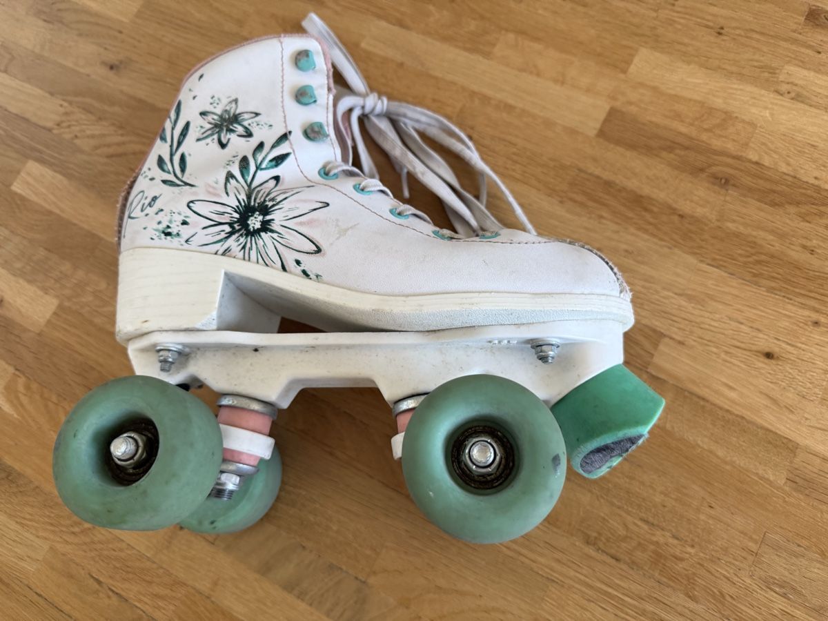 Pattini in linea & Pattini a rotelle: Rollschuhe mit vier Rollen – Usato da Zürich venduto da Sven1968 5