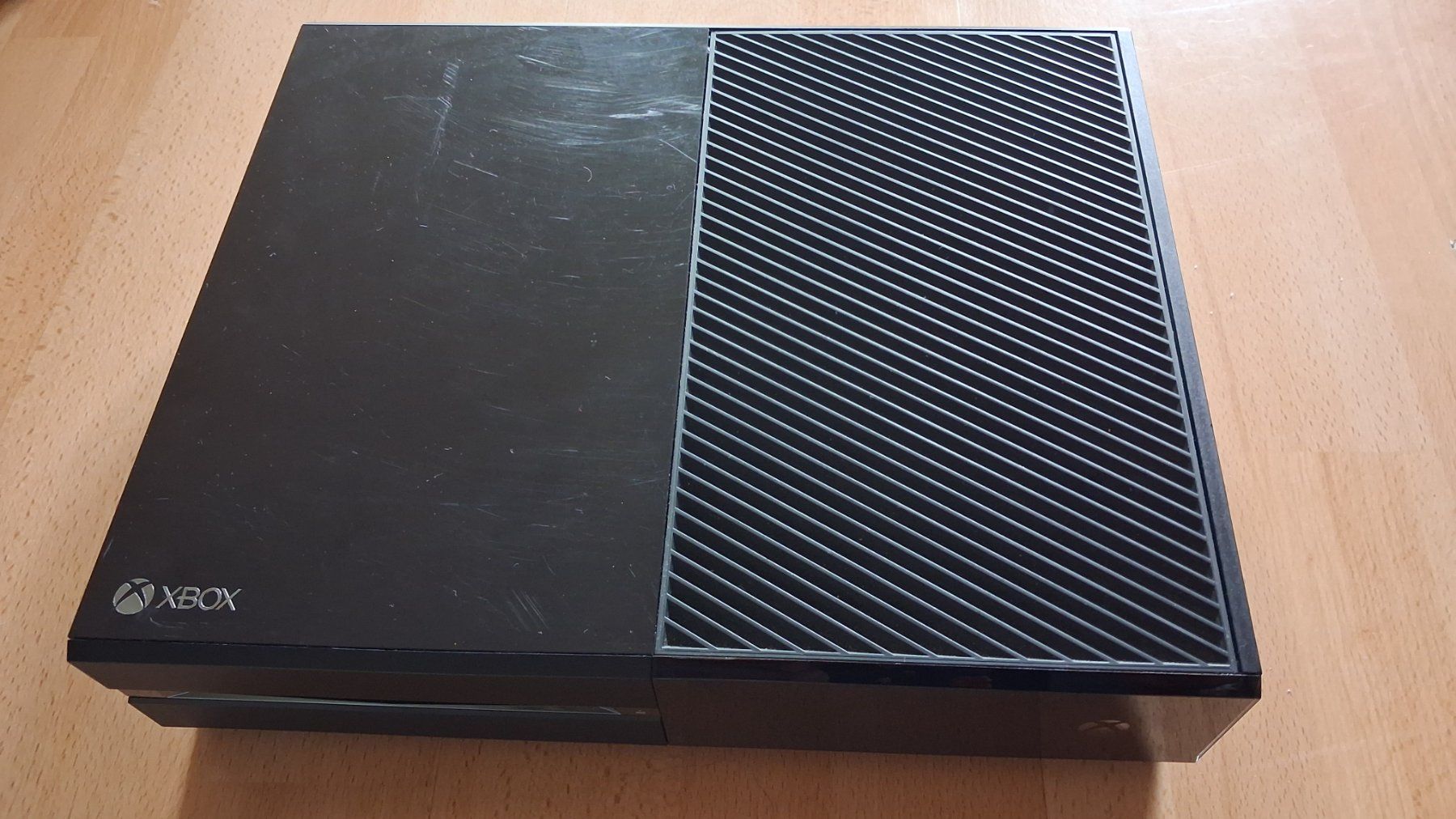 Microsoft Console: Console Xbox One, occasion, bon état – Usato da Fribourg venduto da mar_wd7v