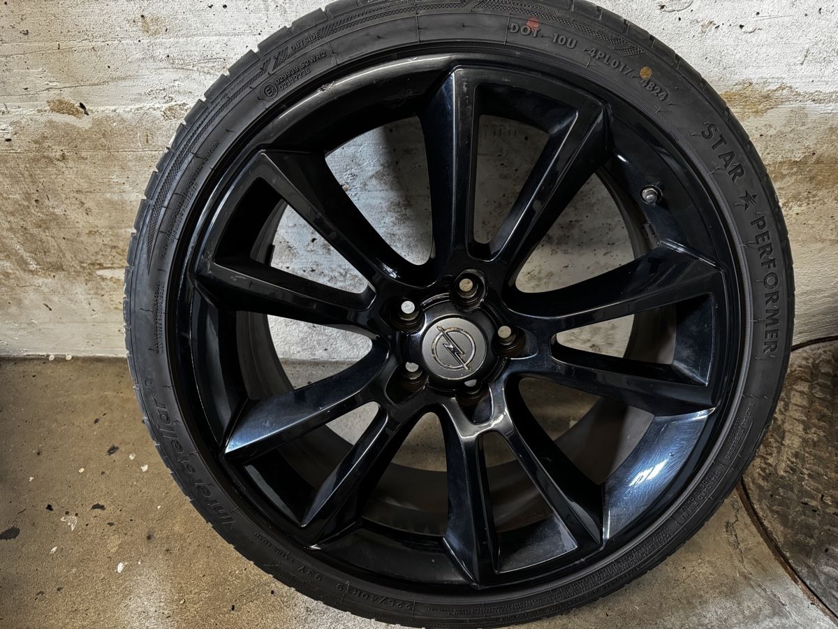 Pneumatici & Ruote complete: Alufelgen Opel OPC – Usato da Recherswil venduto da KH-Racing 1
