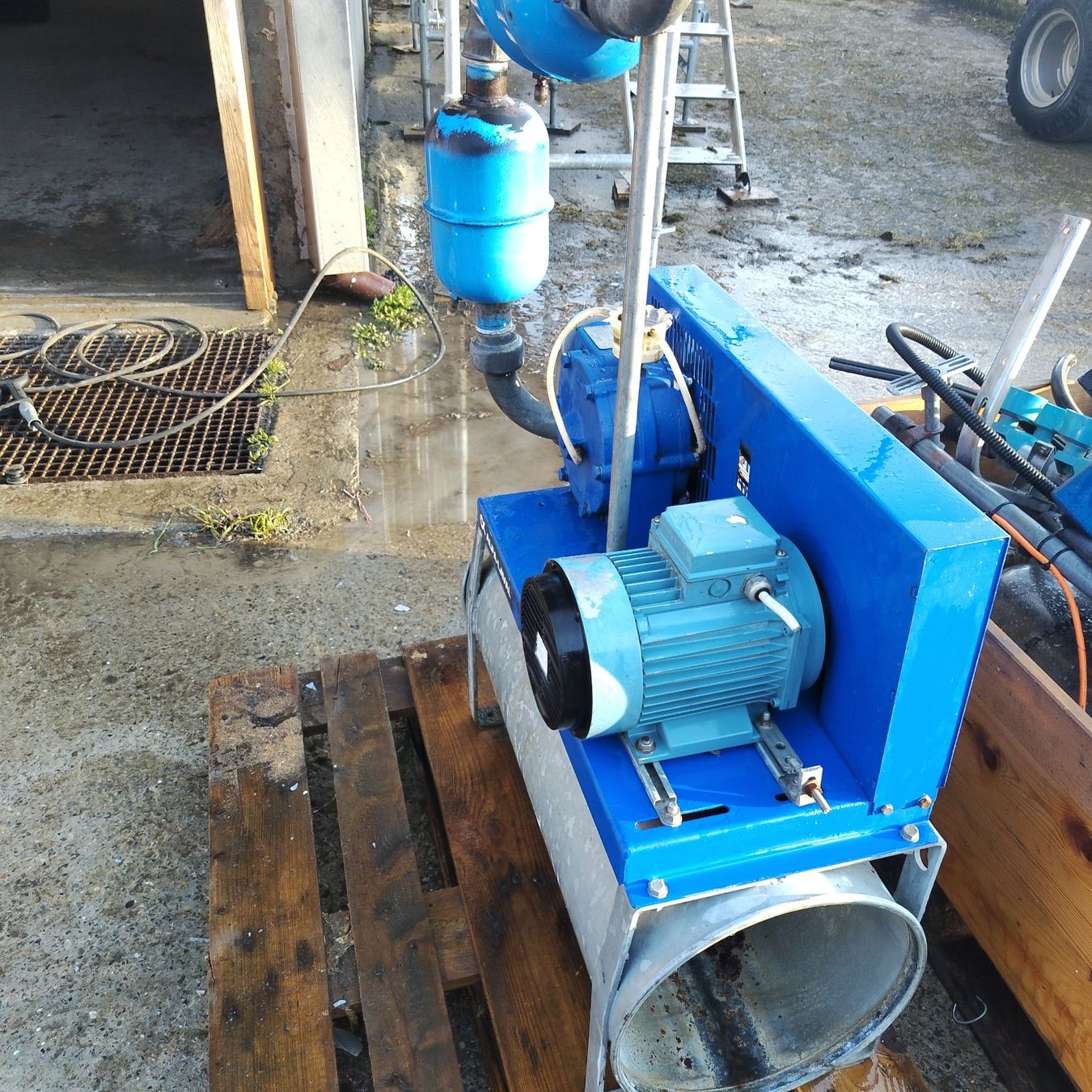 Delaval Accessori da laboratorio: Delaval Vakuumpumpe – Usato da Herisau venduto da kobiza 2