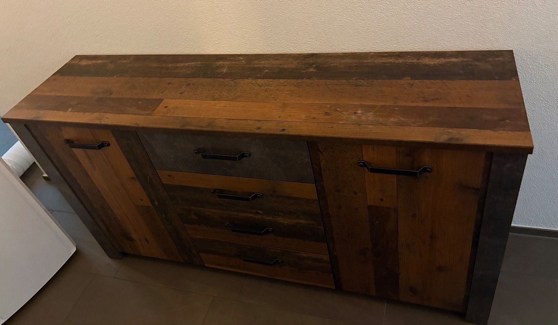 Cassettiere: Sideboard Holzoptik mit 4 Schubladen 2 Türen – Usato da Ehrendingen venduto da leoman18 1