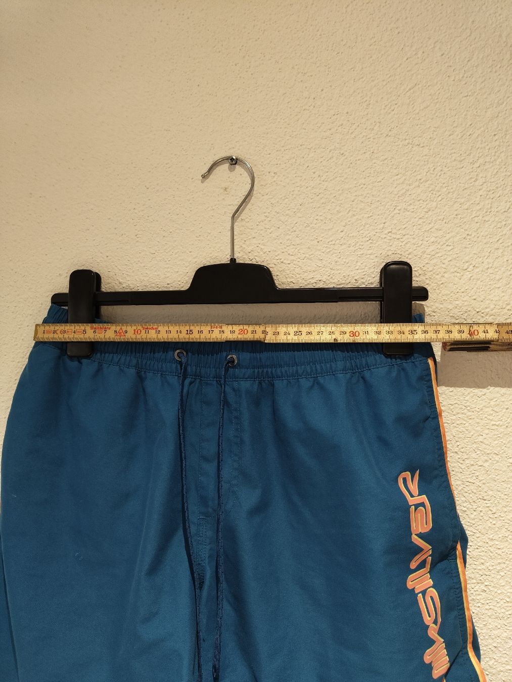Quiksilver Pantaloni: Herren Badehose Quiksilver – Usato da Russikon venduto da noraarya 1