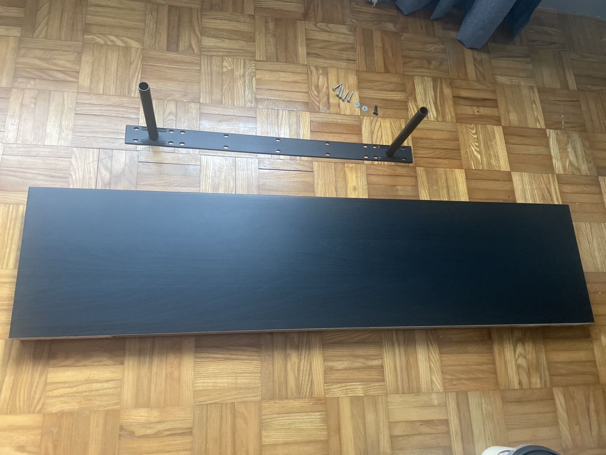 Scaffali: Zwei schwarze Wandregale – Usato da Holderbank AG venduto da Hallo104 5