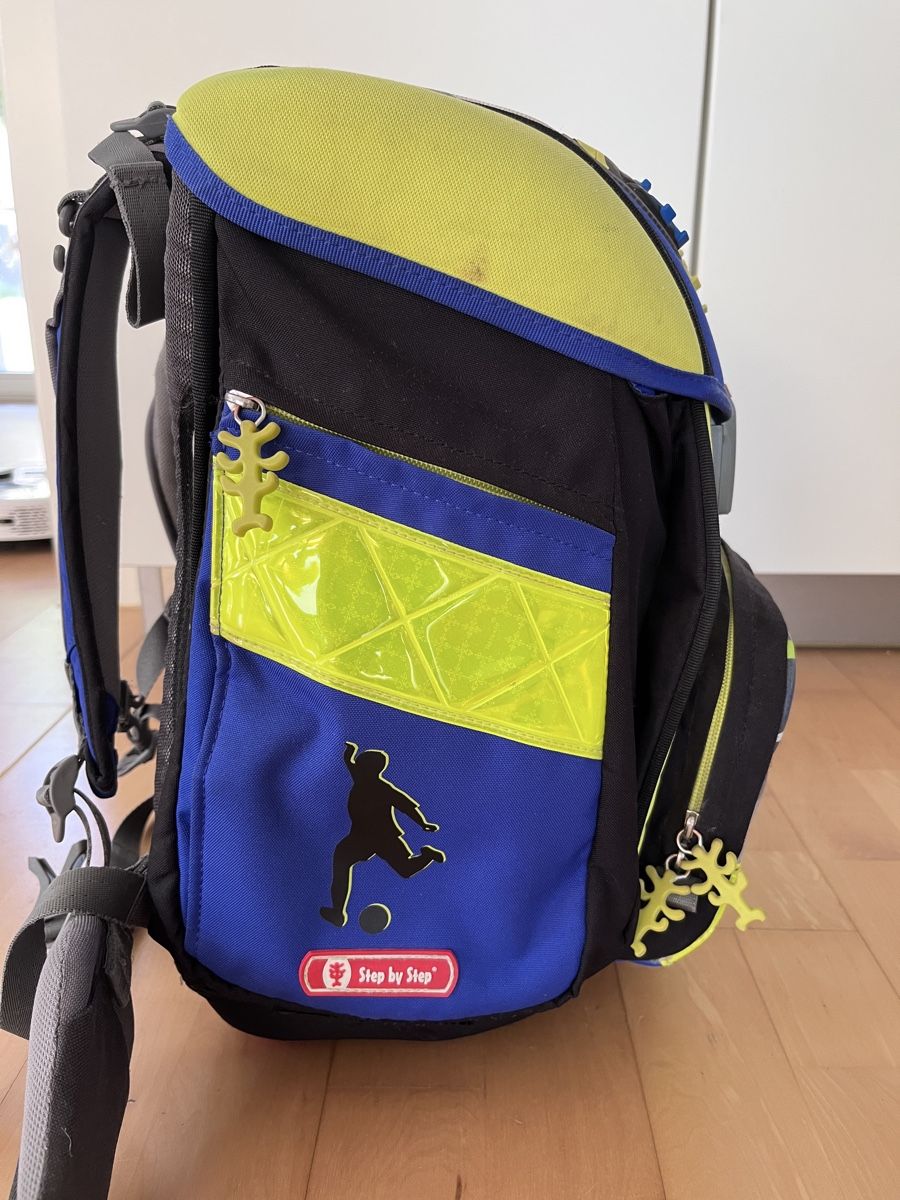 Step by Step Kindertaschen: Step by Step Schulsack Fussball  – Gebraucht aus Therwil von Represaille 3