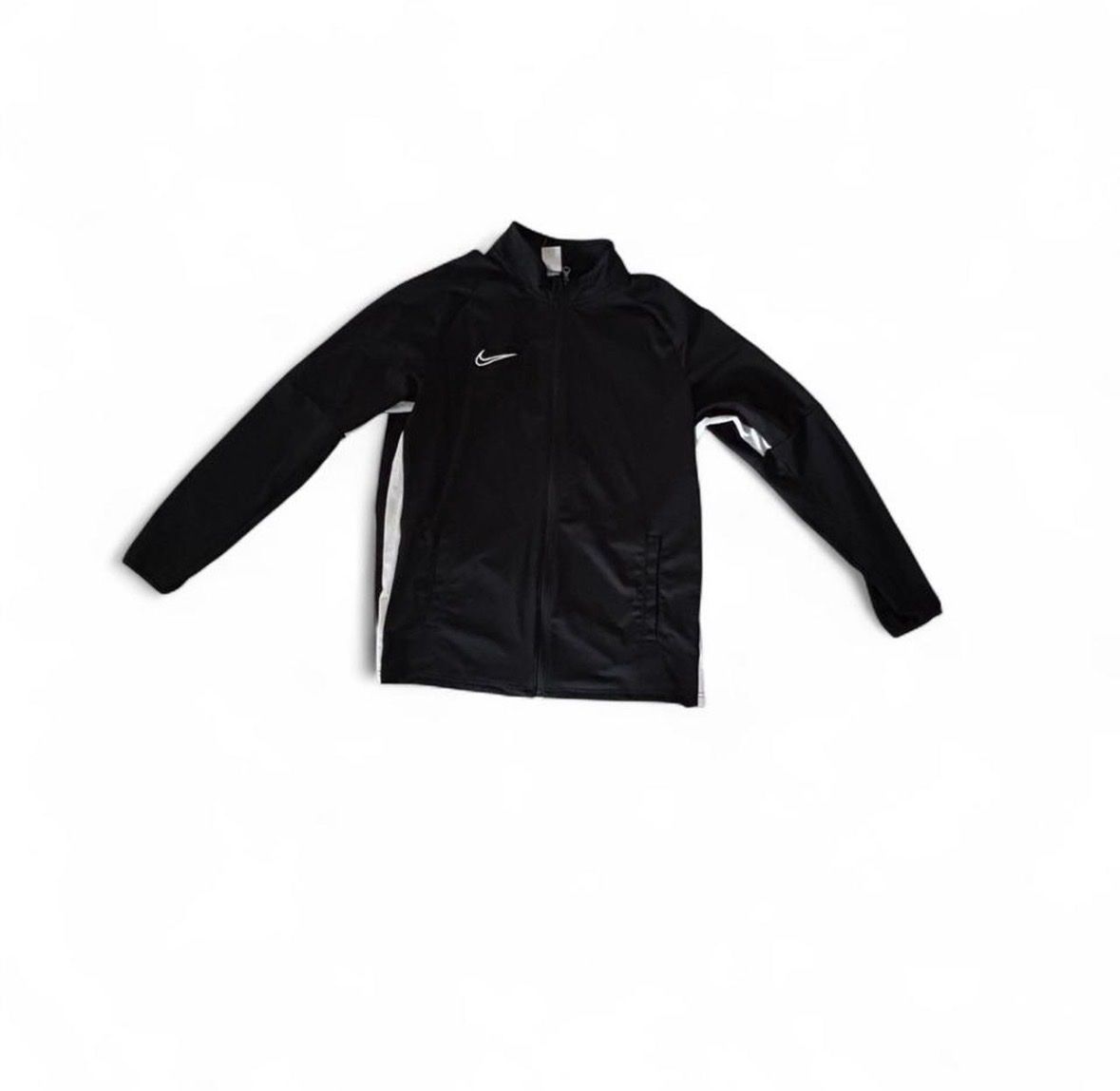 Nike Giacche: Nike Jacke mit weissem Streifen – Nuovo (secondo la descrizione) da Rorschacherberg venduto da eli_yn82