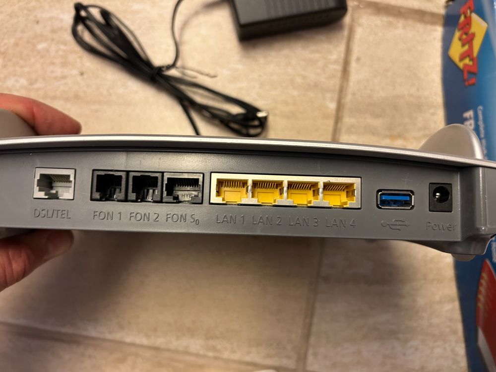 FritzBox 7490 mit aktueller Soft und Repeater 450 (Gebraucht) in ...