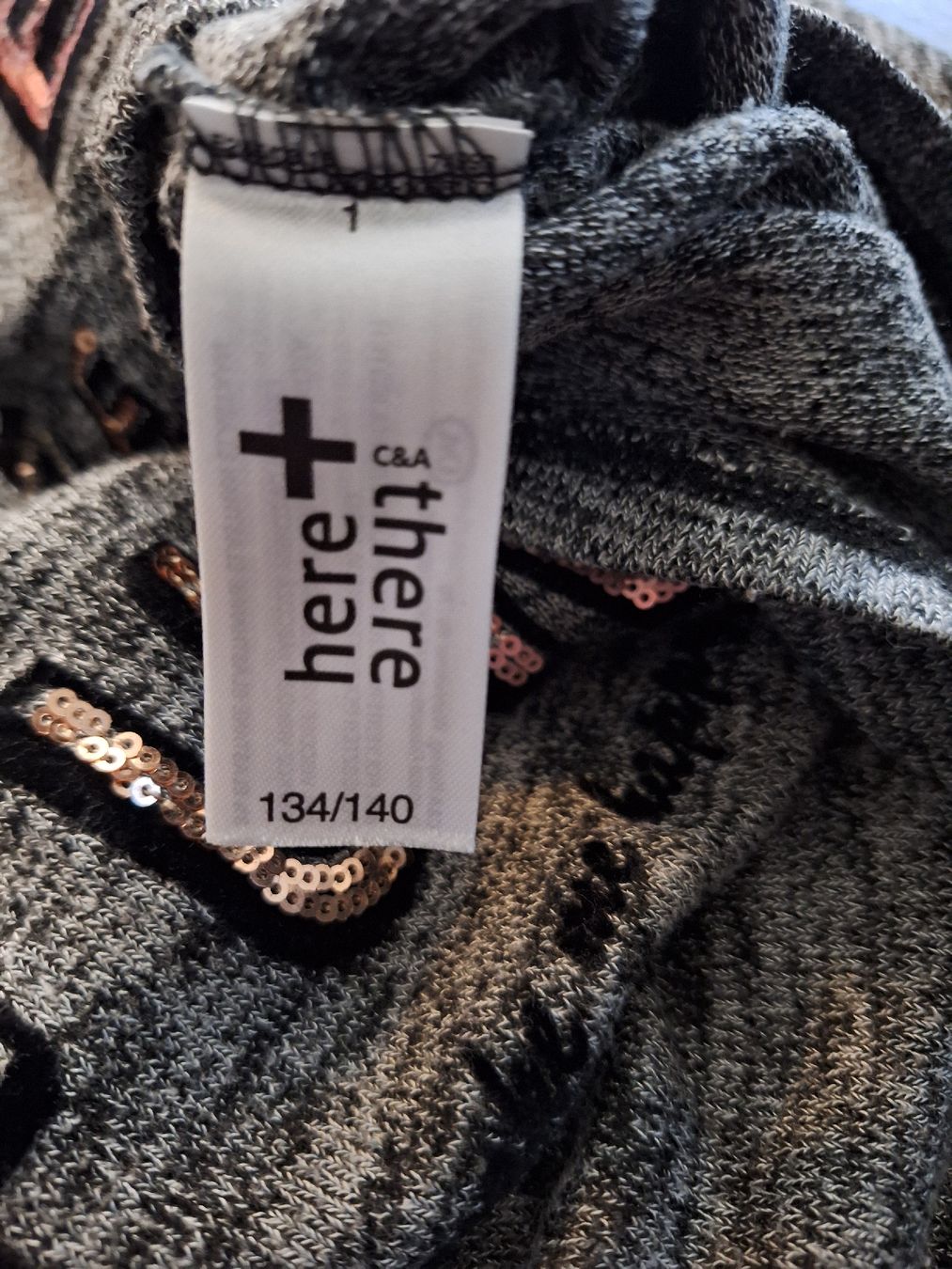 C&A Pullover & Sweatshirts: dünner Strickpullover C&A Gr. 134/140 – Gebraucht aus Brittnau von Norge77 2