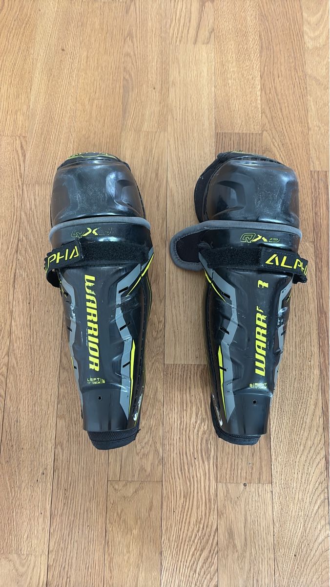 Protezioni & Imbottiture: Warrior Alpha Schienbeinschuetzer Eishockey Gebraucht – Usato da Pfeffingen venduto da Singlemalt