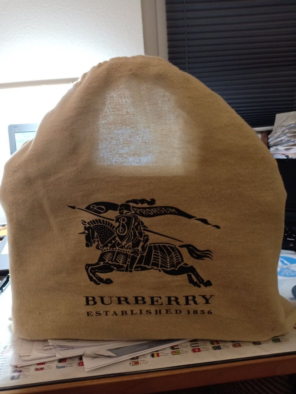 Burberry Borse da donna: Handtasche Burberry original neu – Nuovo e nell'imballaggio originale da zürich venduto da Bsp1 2