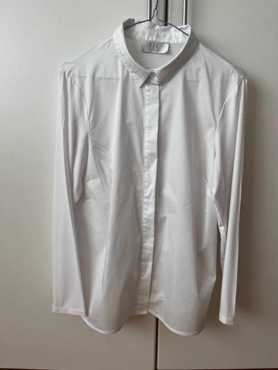 Blusen: Damenhemd weiss FFC Gr. 38  – Gebraucht aus Zürich von Kleanthy