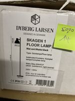 DYBERG LARSEN SKAGEN 1 Stehleuchte Mat schwarz Neu
