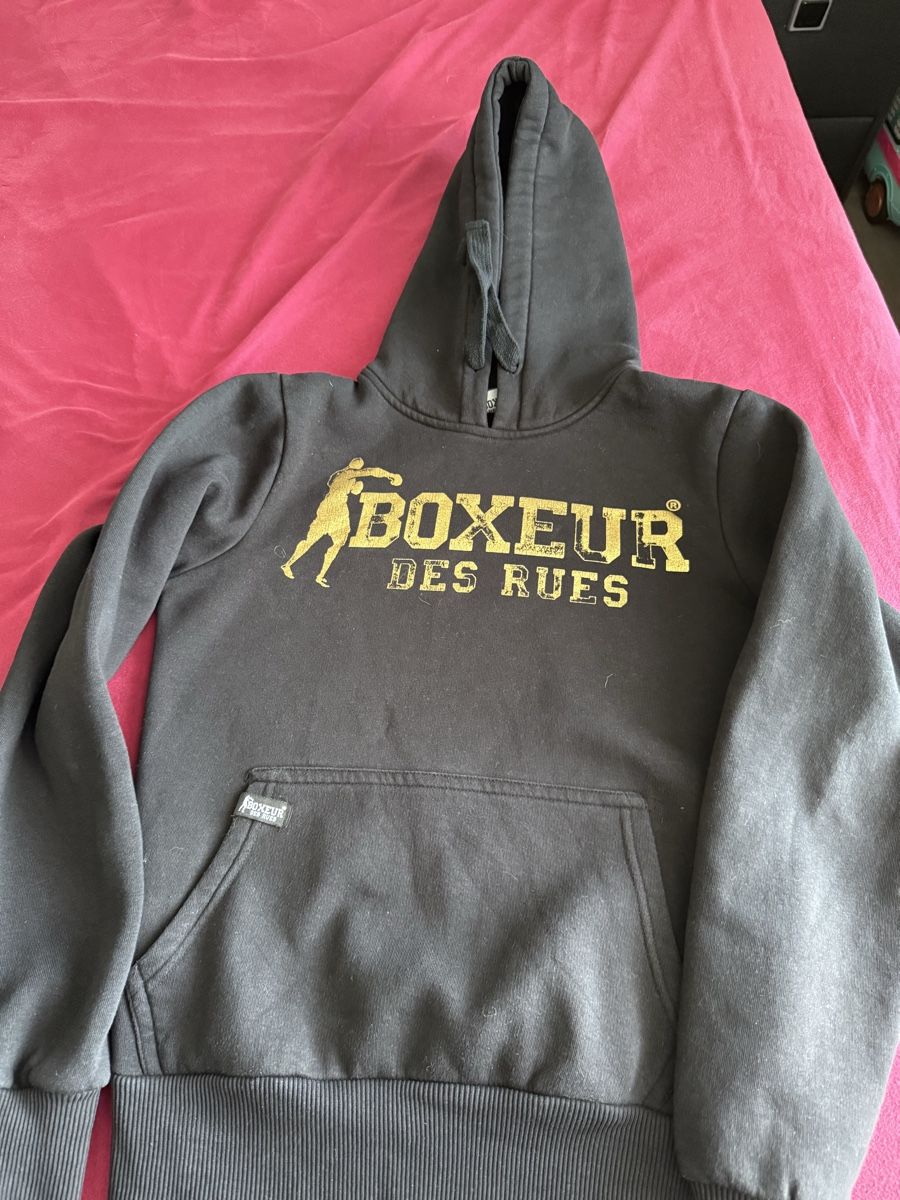 Boxeur Des Rues Pulls & Sweat-shirts: Kapuzenpullover – D'occasion à Attiswil par maialina