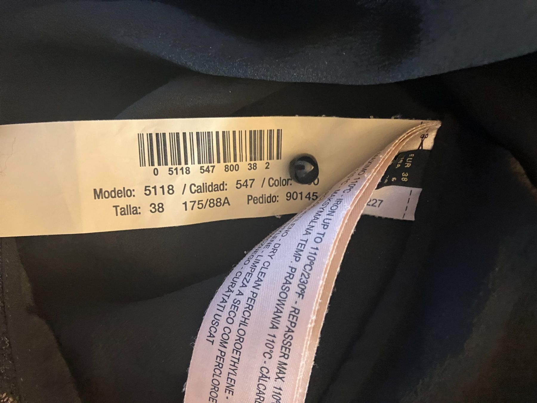 Massimo Dutti T-shirt: T-Shirt aus Seide von Massimo Dutti – Nuovo (secondo la descrizione) da Zürich venduto da luna779 1