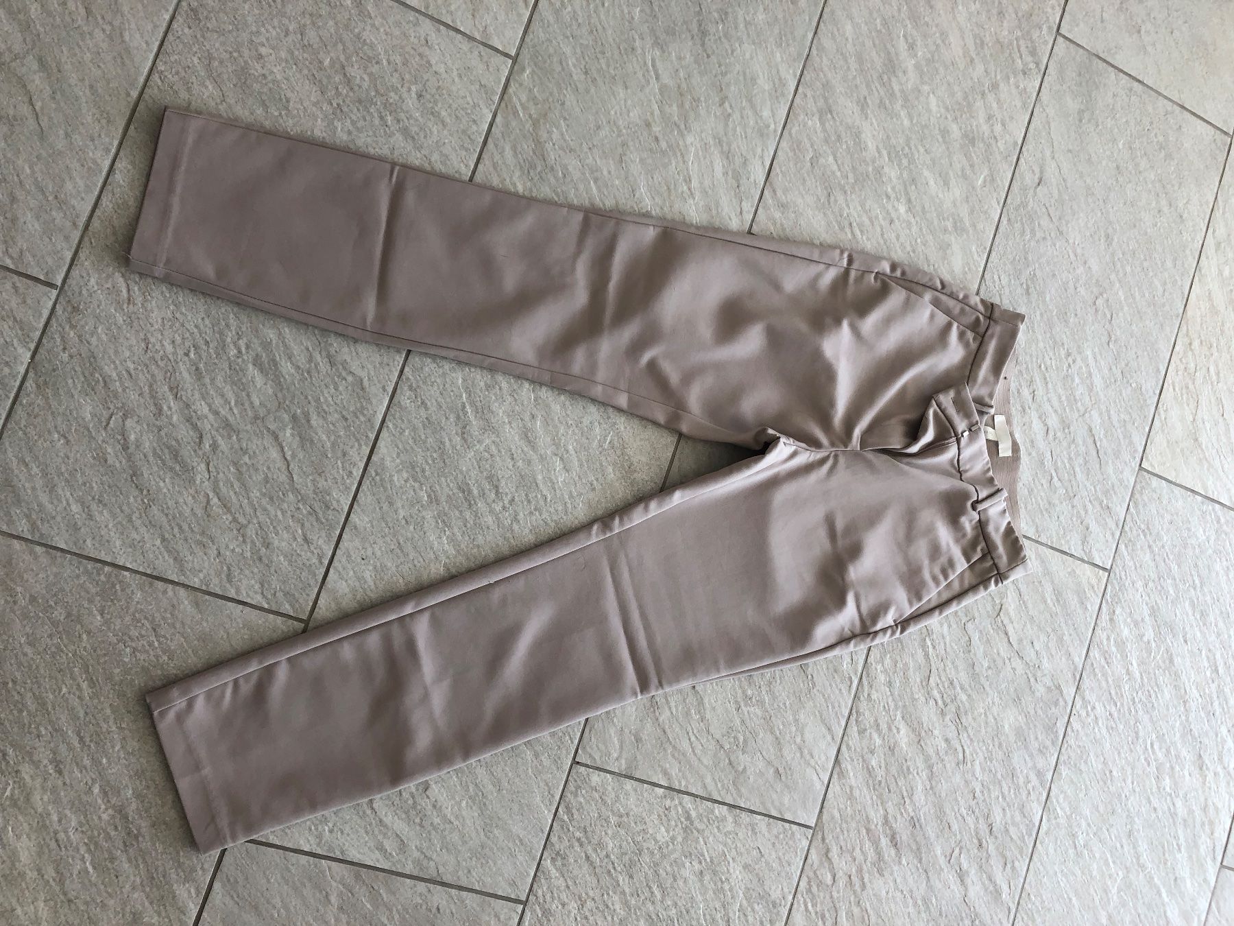 Pantaloni: Damen Hose – Usato da Adliswil venduto da rossoelmare 3
