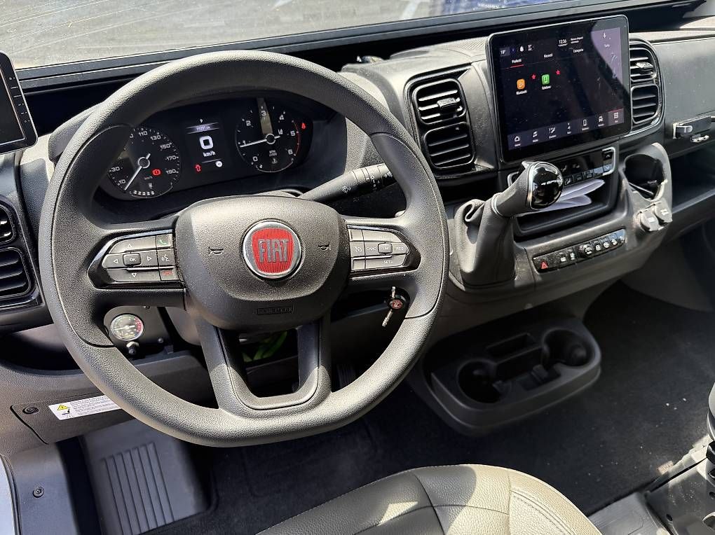Veicoli da campeggio: Adria Twin Sport AUTOMATIC – Usato da S. Antonino venduto da Campertech 7