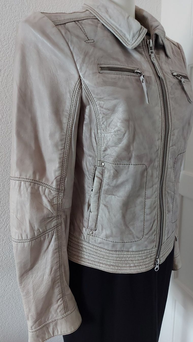 Giacche: Leder Jacke Grau gr.38 – Usato da Nebikon venduto da Draga25 2