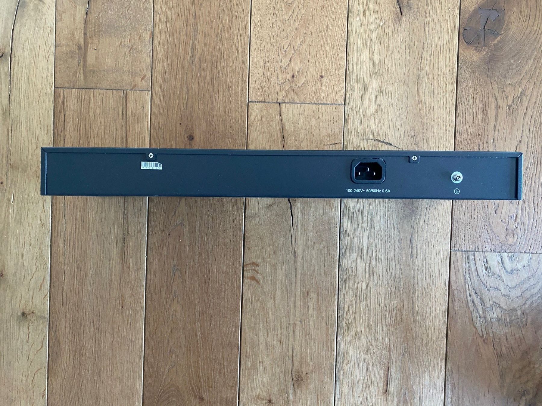 Hub & Switch: Planet GSW2401 24x1Gbps Port Switch – Usato da Meilen venduto da jacobacci 1